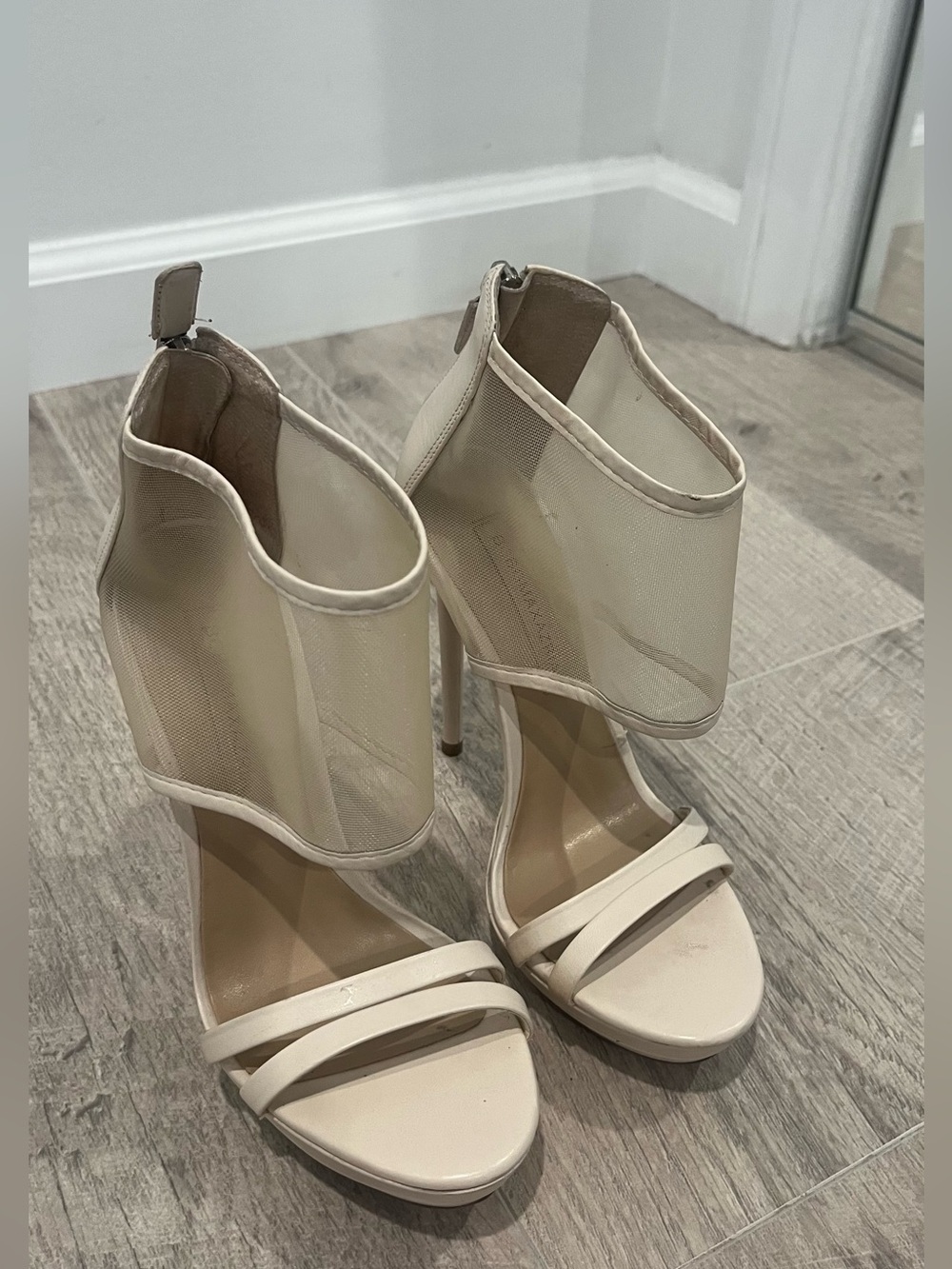 BCBG MAXAZRIA Women's Beige Mesh Strap High Heel Sandals